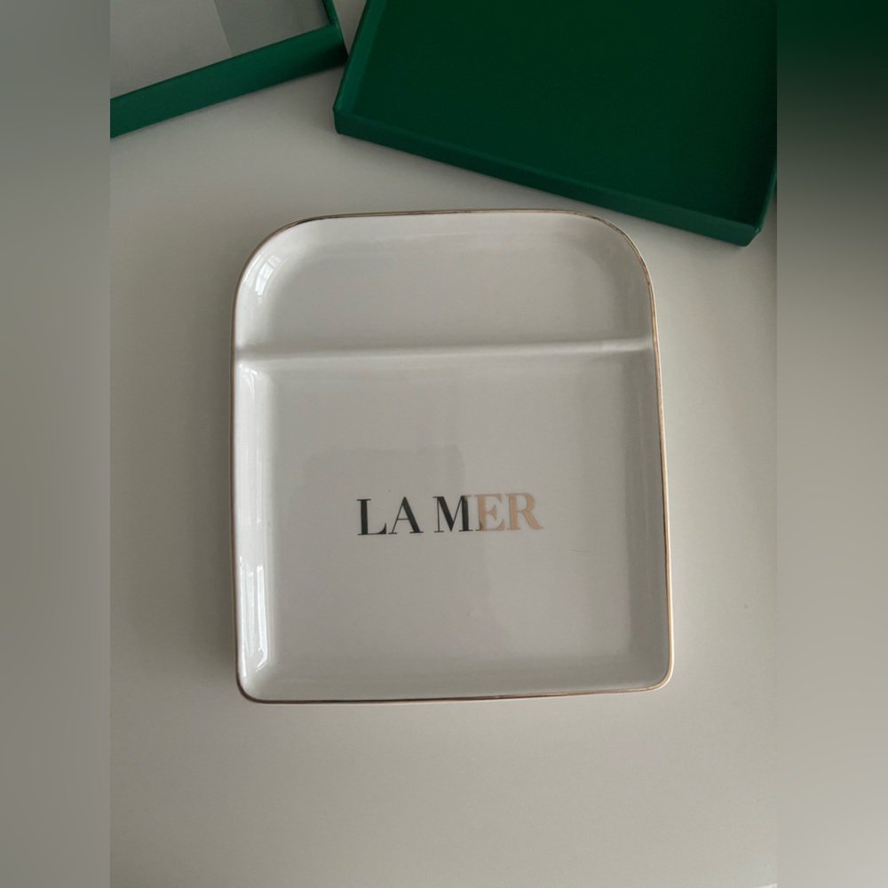 🌸🌸 La Mer Jewelry Dish no box